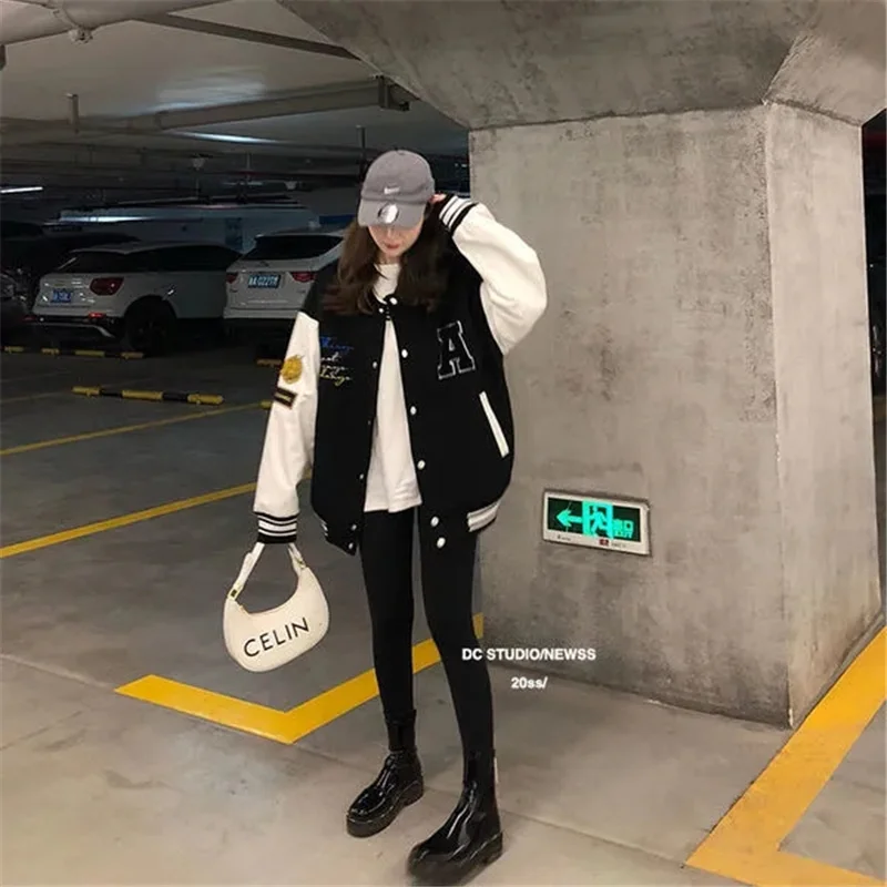 

Embroide American High Street Baseball Uniform Female 2021 Spring Men Trend Loose Cartoon Bear Stitching Jacket Coat Autumn