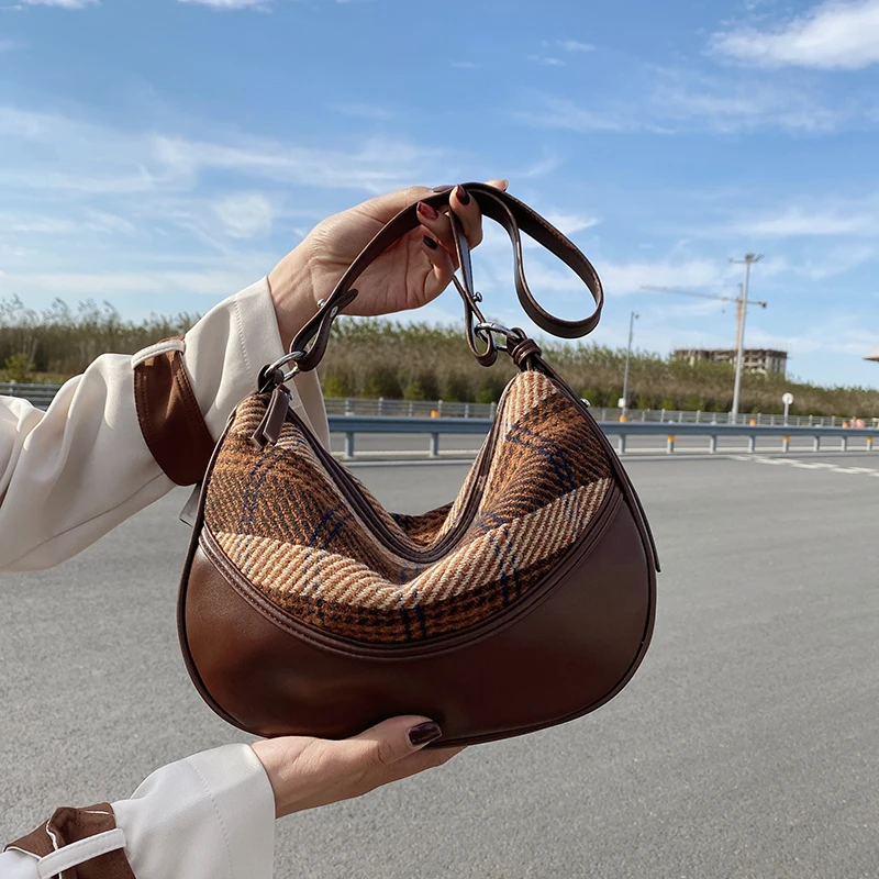 

Retro Women Handbags New Trend All-match Bags Korean Style Underarm Bags Vintage Shoulder Messenger Bags Winter Crossbody Bags