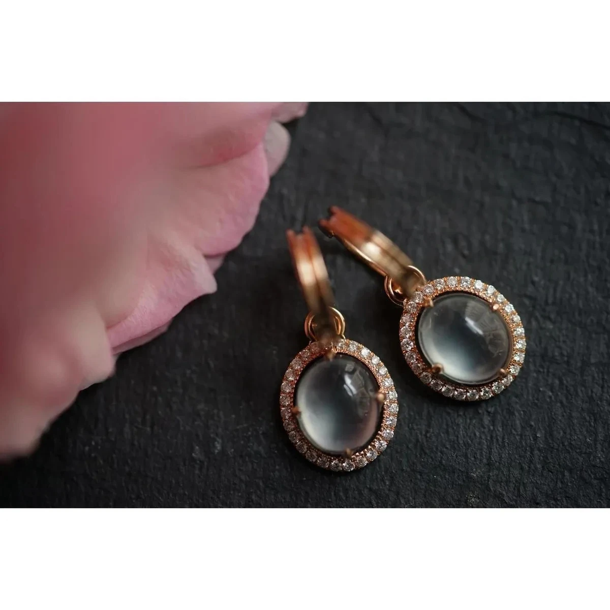 

Western Classical] Ice-like Chalcedony Earrings Eardrops S925 Sterling Silver Inlaid Glass Type British Classical Style