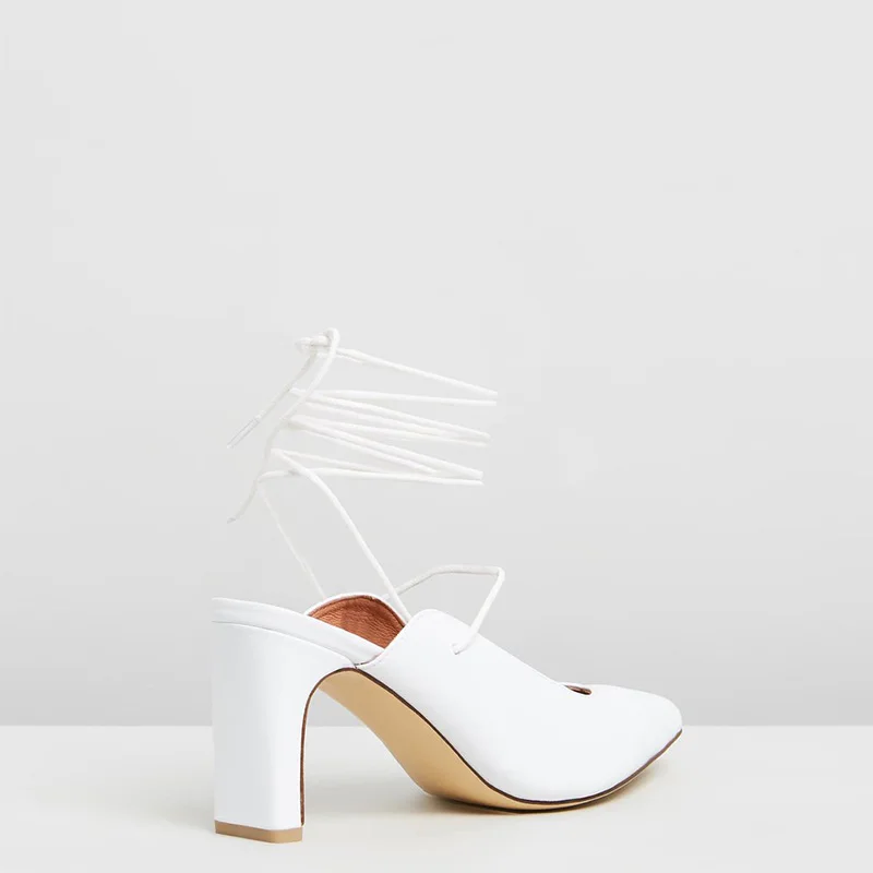 Harga Shofoo Putih Cross-Tied Pergelangan Kaki Tali Gesper Tertutup Runcing Toe Sandal Wanita Square Heels Ukuran Besar 12 16 Wanita Fashion Sepatu