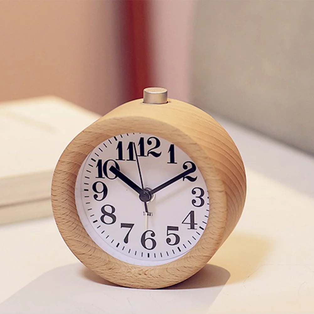 

Wooden Analog Snooze Function Retro Non-Ticking Student Battery Operated Night Light Silent Gentle Wake Accurate Alarm Clock