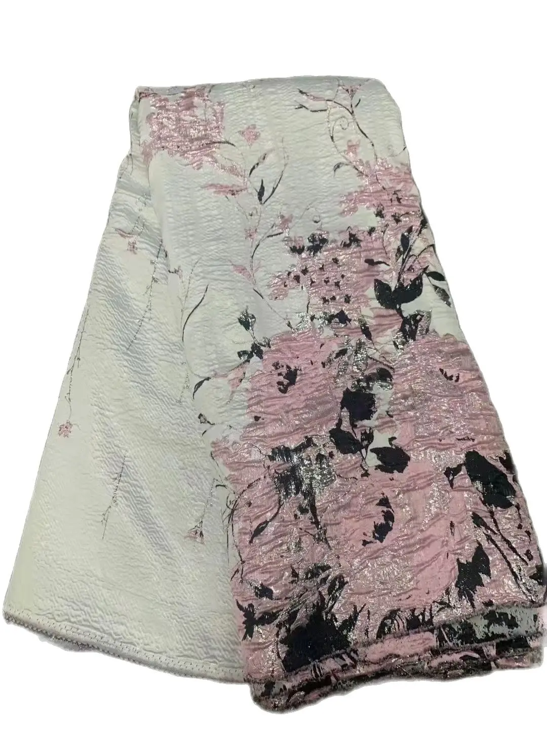 

African Fashion Jacquard Fabric 2022 High Quality Nigerian Brocade Fabric Gilding For Sew Swiss Fashion Bride Wedding Dress