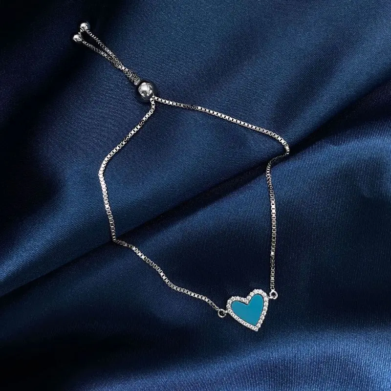 Браслет-цепочка женский из серебра 925 пробы с синим драгоценным камнем |