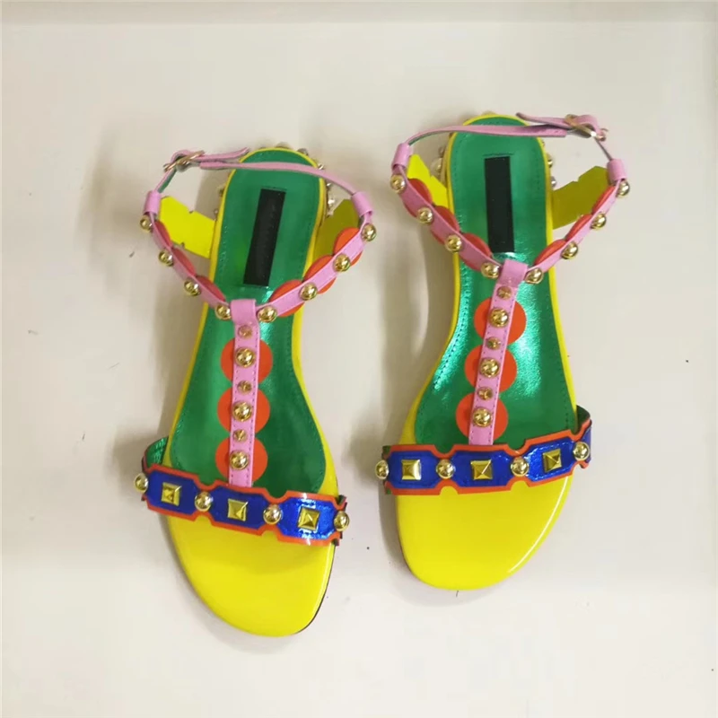 Сандалии гладиаторы женские с Т образным ремешком пикантные пляжные туфли