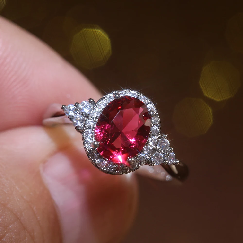 

Dazzling Cubic Zirconia Women Rings Romantic Oval Red Stone Engage Wedding Ring Valentines Gift for Lover Fashion Jewelry