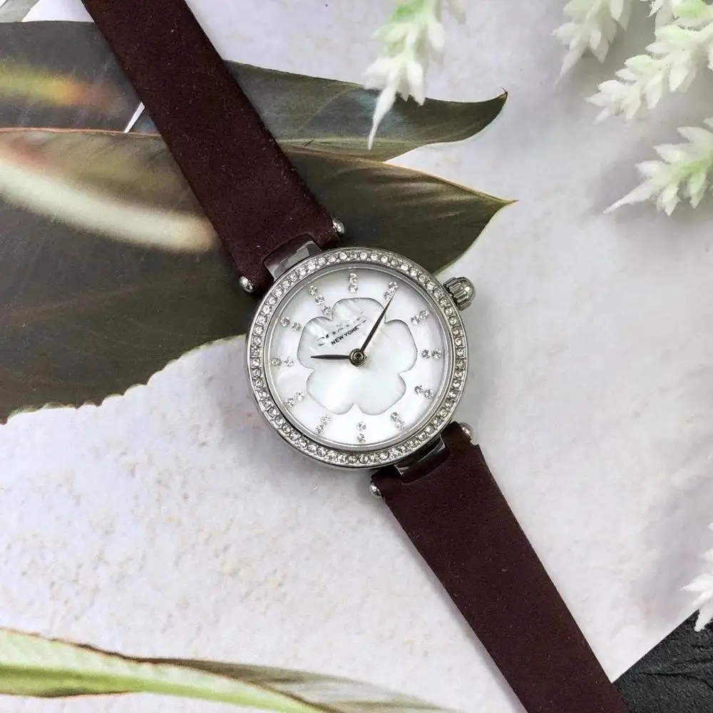 

Women Luxury watch Suede Strap Watchband Quartz Wristwatch Designer Round Dial Watch