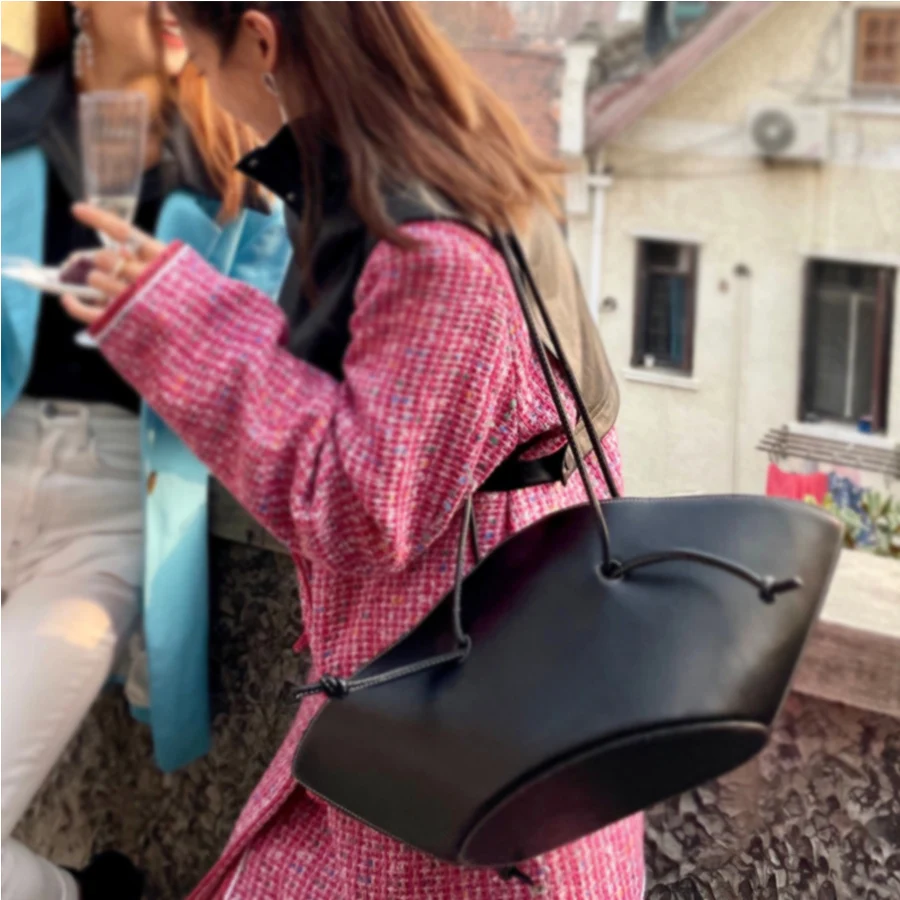 

Retro Tote Bags For Women Handbags Bag Purse 2021 Personality Large Capacity Underarm Bag Luxury Brand Female Shoulder Bag Bolsa