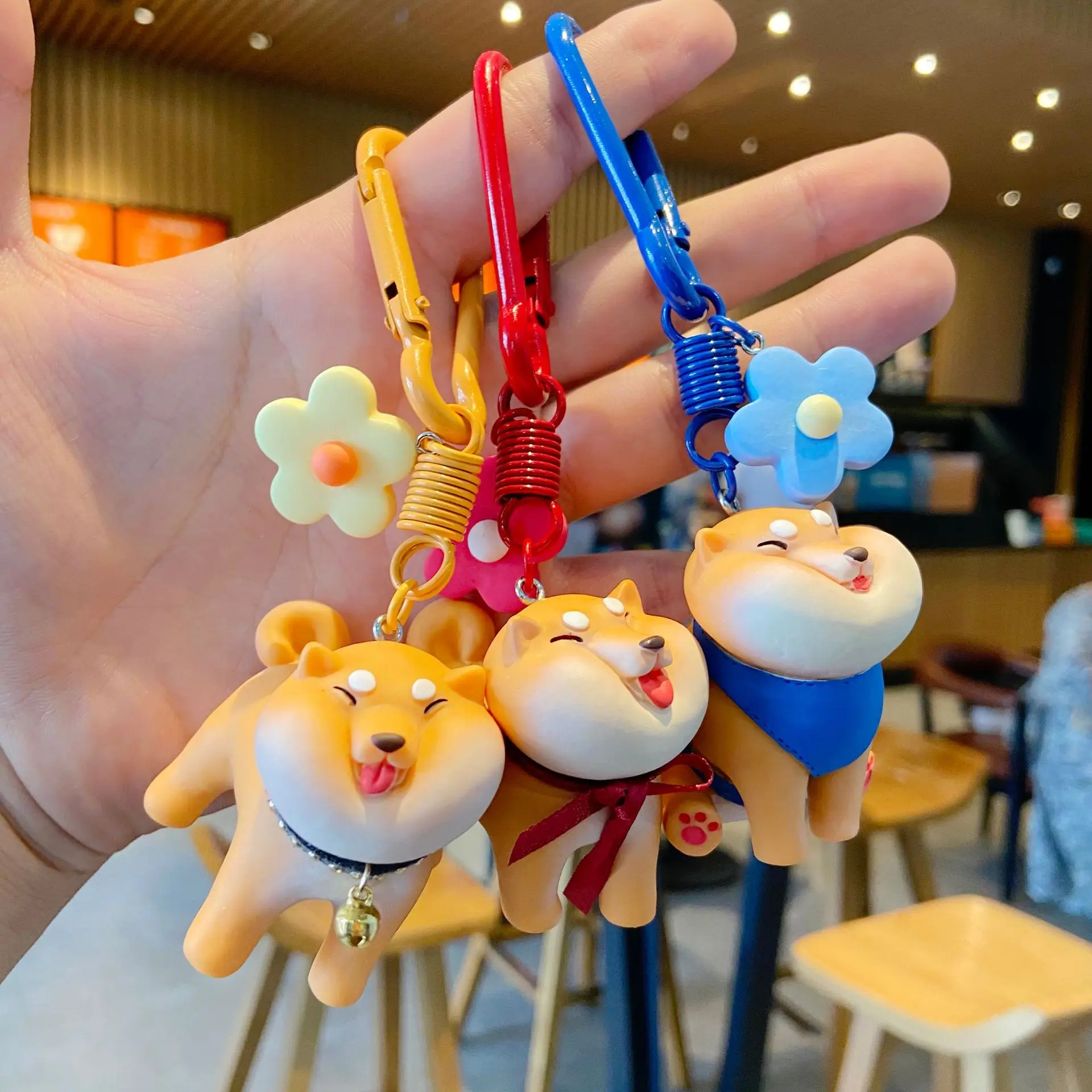 

2021 New Cute Doll Cartoon Resin Cabbage Metal Keychain Pendant Couple Backpack Hanging Car Key Chain Accessories