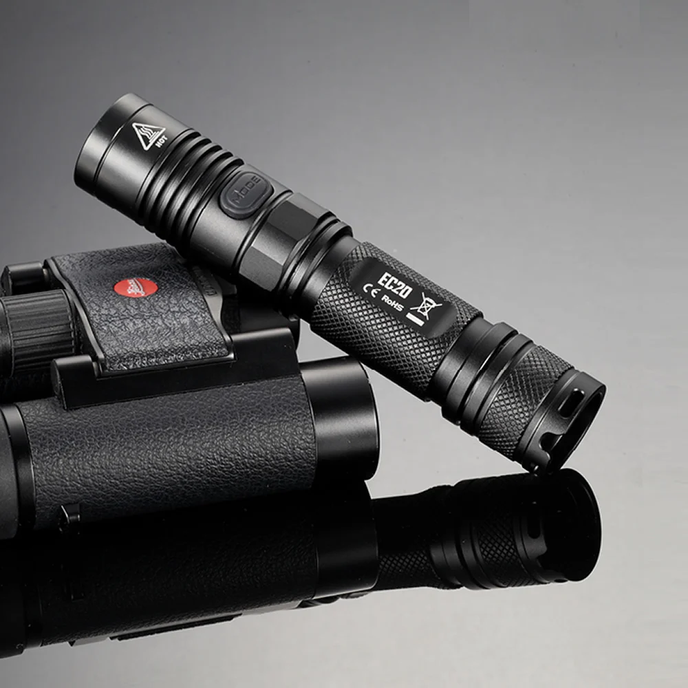 Бесплатная доставка NITECORE EC20 960lms вспышка светильник + 18650 Перезаряжаемые Батарея