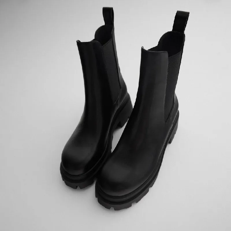 

Women's 2021 autumn and winter new black thick-soled high-soled short boots British Martin boots women