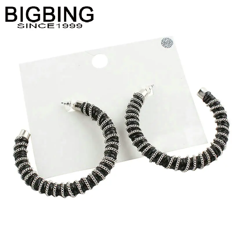 Женские серьги гвоздики V139 BIGBING серебряная цепочка черного цвета модная