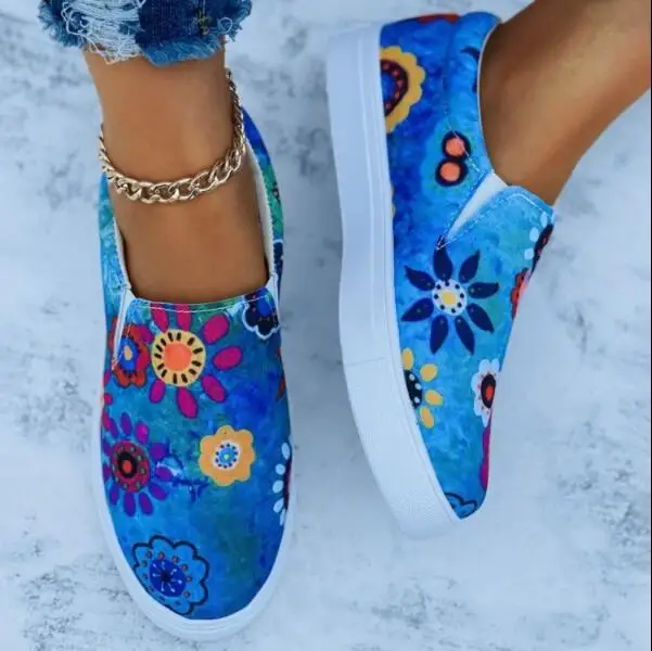 

Summer Women Casual Shoes New Patchwork Comfortable Flat Female Canvas Shoes Fashion Slip On Graffiti Lady Loafers Sneakers