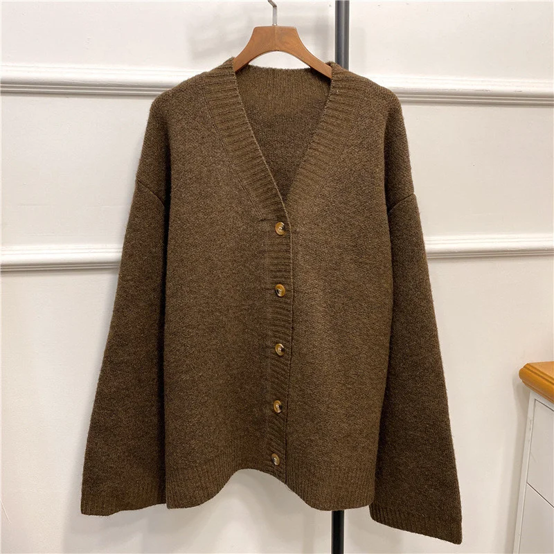 

Женский трикотажный кардиган с длинным рукавом, V-образным вырезом и пуговицами