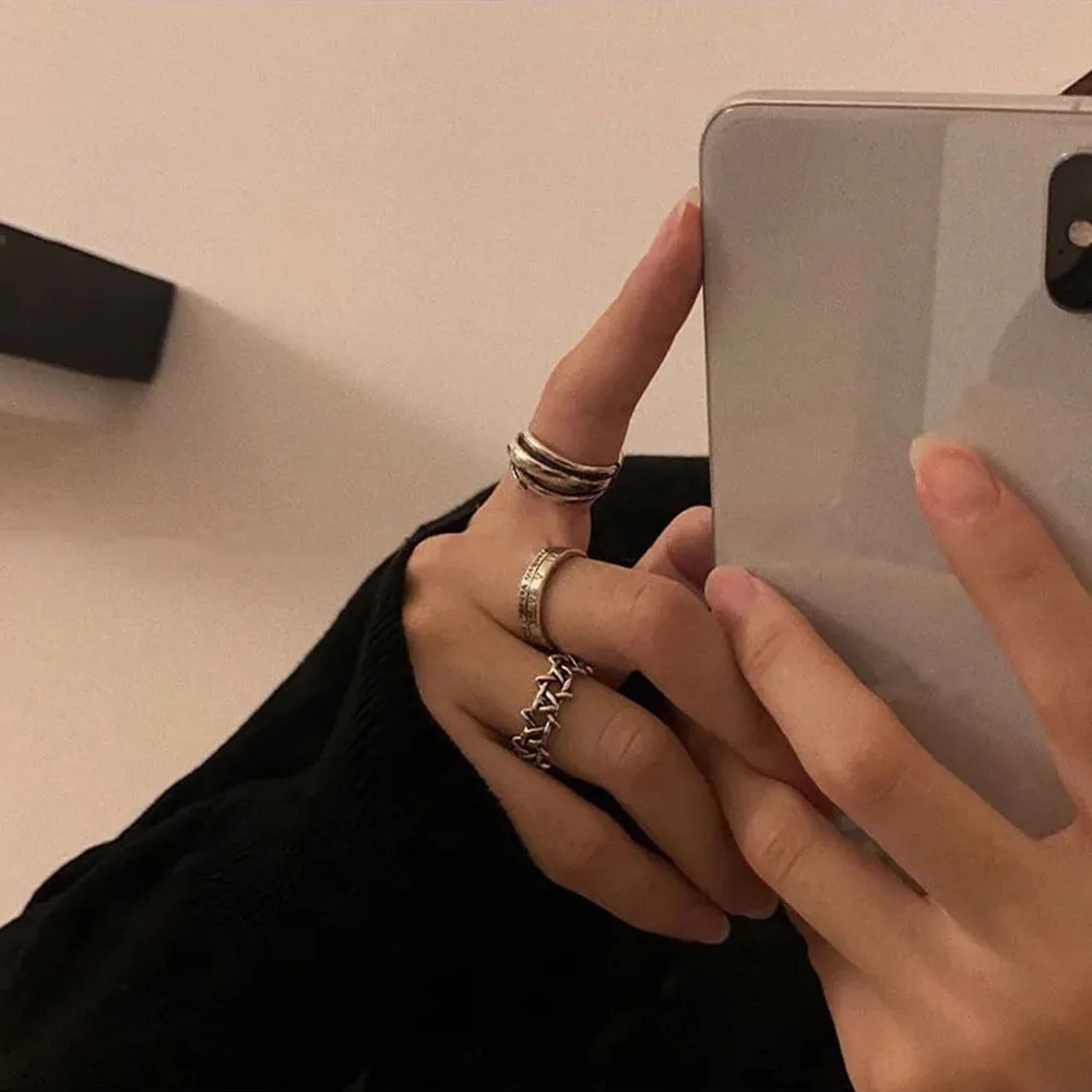 

Hiphop/Rock Metal Geometry Circular Punk Rings Opening Index Finger Accessories Buckle Joint Tail Ring For Women Jewelry Vintage