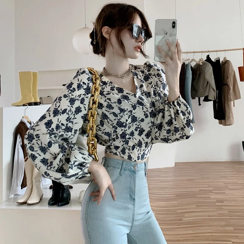 

Blouses Women Bow Print Cropped Slim V-Neck Long Puff Sleeve All-match French Elegant Ladies Top Spring Chic Ulzzang Temperament