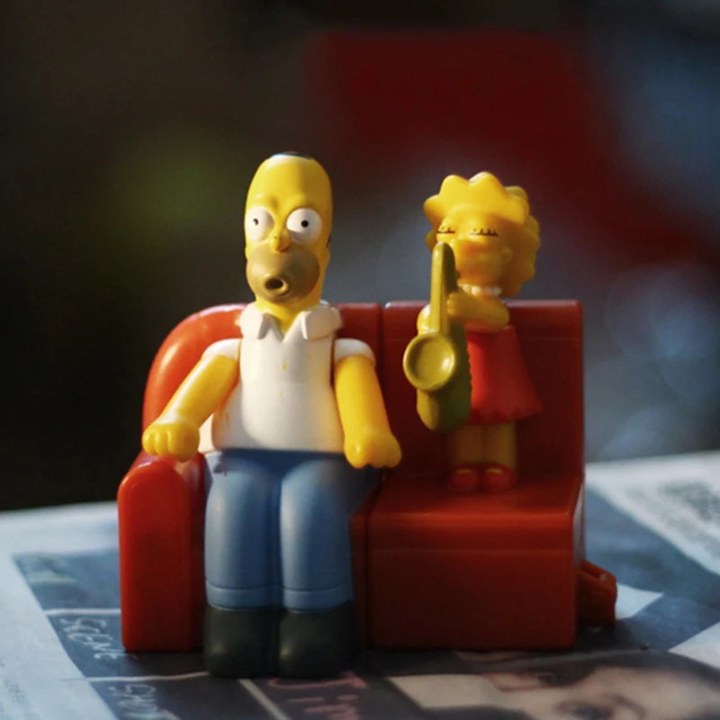 Фото 2 шт./набор фигурки героев мультфильма Лиза и Гомер | Игрушки хобби