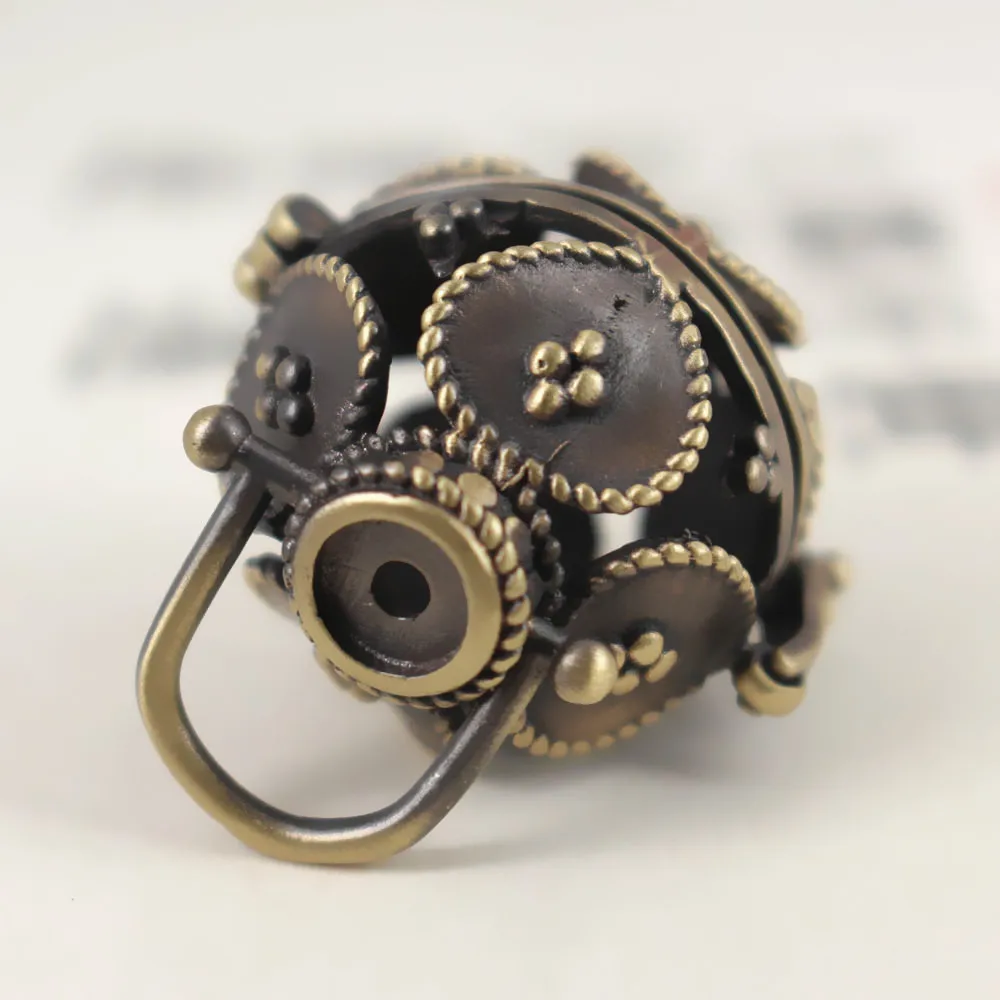 Античная бронзовая Щетка латунная желанная молитва круглая коробка медальон