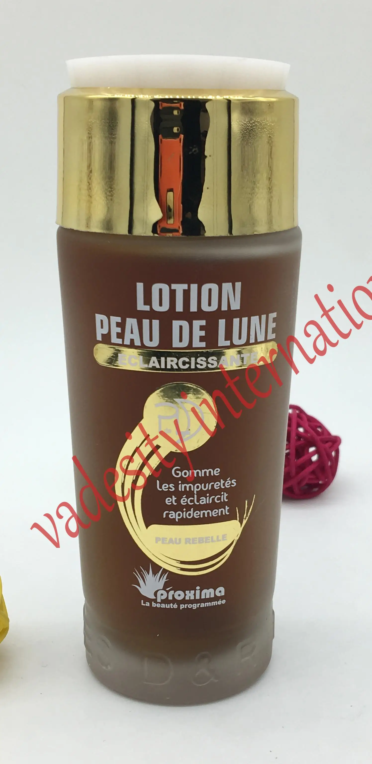 Peau De Lune eclaircissante loiton подтягивает поры/100 г|botanical|applicator |