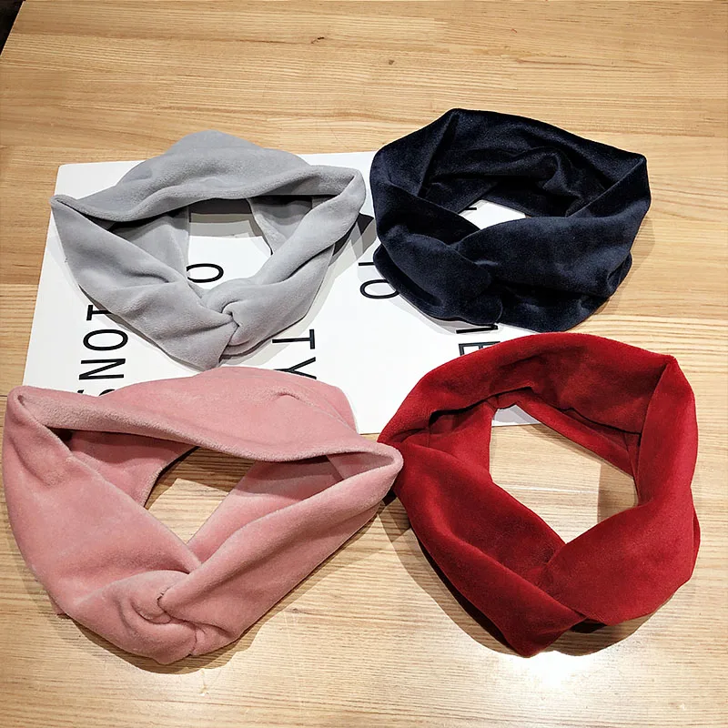 Повязка на голову женская с узлом мягкая зимняя плюшевая хлопковая