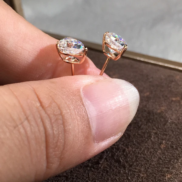 

Luxury Female White Crystal Stone Earring Charm Gold Color Stud Earrings Cute Bride Geometry Zirconia Wedding Earrings For Women
