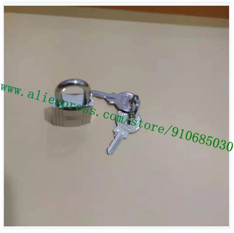Top Quality Bag Parts 1 Lock 2 Key Polished Shine Silvery Padlock Replacement For Designer Handbag Stainless #161 162