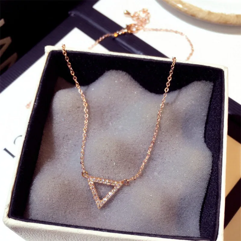 

14K Rose Gold Necklace Pendant Women Charm Diamonds Gold Pendant Chain Luxury Jewelry for Women Christmas Triangle Necklace
