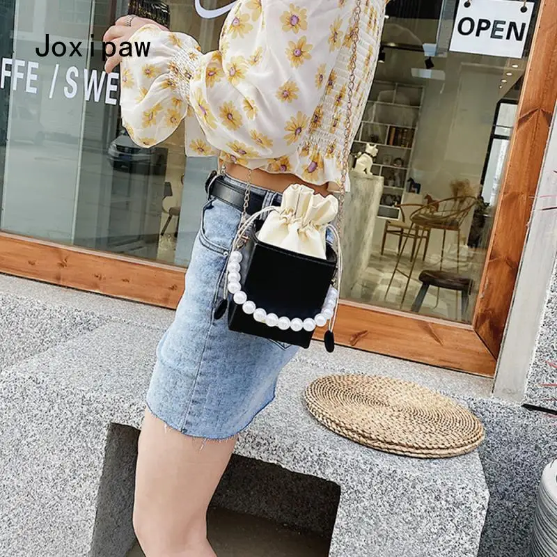 

Дамские сумочки, квадратная сумка-мешок на шнурке с ручками сверху, клатч из лавандовой кожи, кожаный мессенджер с жемчужной цепочкой