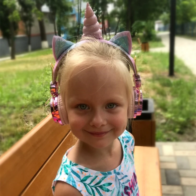 bluetooth golden cute unicorn headphones wireless girls kids cartoon stereo headset microphone learning headset for iosandroid free global shipping