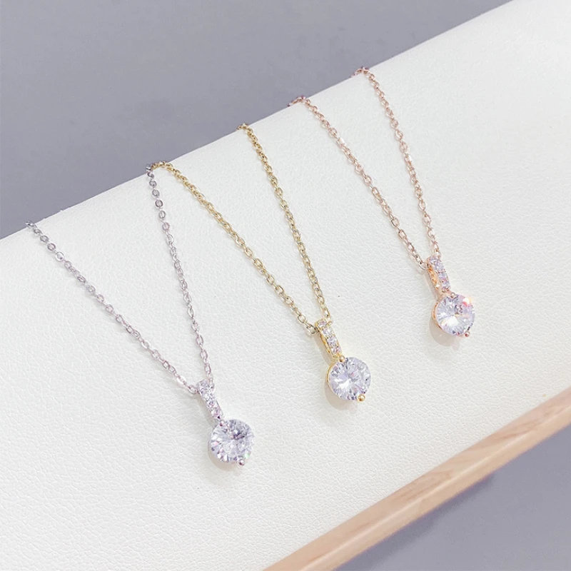 

BOTU Creative Simplicity Pendant Necklace Fashion Temperament Heart-Shaped Micro-Inlaid Zircon Jewelry for Women