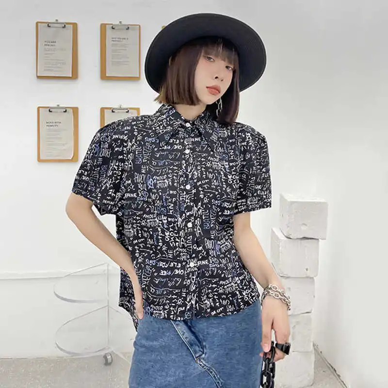 

[EAM] Women Black Pattern Printed Backless Blouse New Lapel Short Sleeve Loose Fit Shirt Fashion Tide Spring Summer 2021 1DD9784