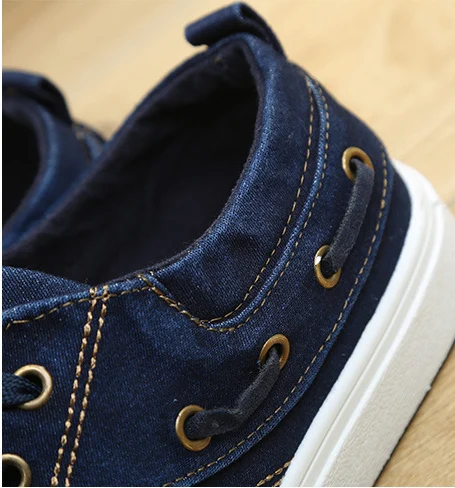 

Men sneakers 2020 new arrivals Spring Autumn Slip-on canvas shoes men fashion breathable denim men shoes flat