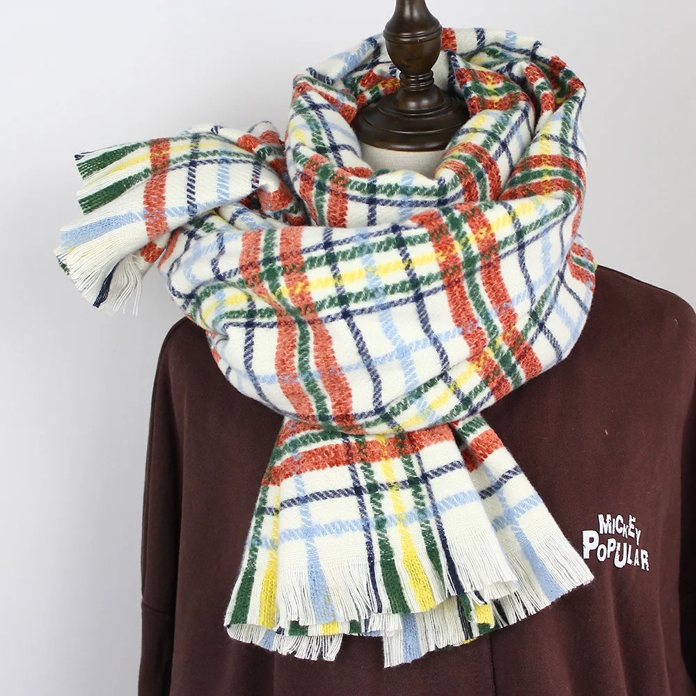 Женские зимние шарфы и палантины в клетку с кисточками мягкие теплые длинные