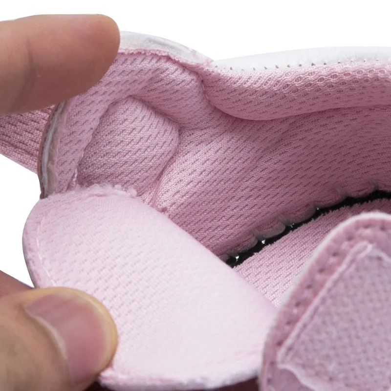 

Baby Shoes Soft Sole Newborn Infant First Walkers Love Pattern Cute Shoe With PU Leather Rubber Sole 0-12M