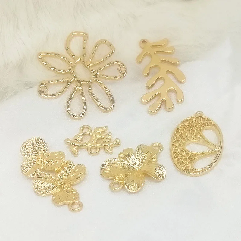 

10pcs Charms Geometric Matt Gold Color Pendant Flower Charms Connector for Earring Making DIY Jewelry Accessories