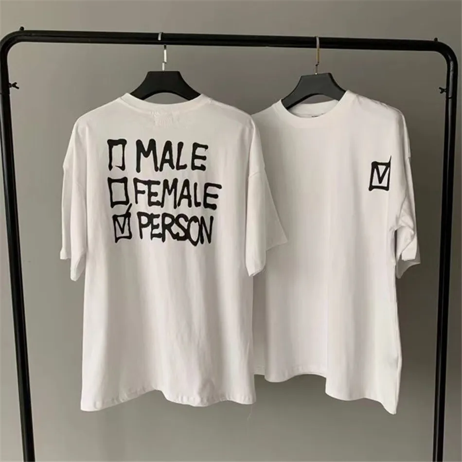 

VETEMENTS Tick PERSON T-shirt Men Women MALE FEMALE Logo Print VETEMENTS T-shirts Collar embroidery Logo VTM Tops Tee
