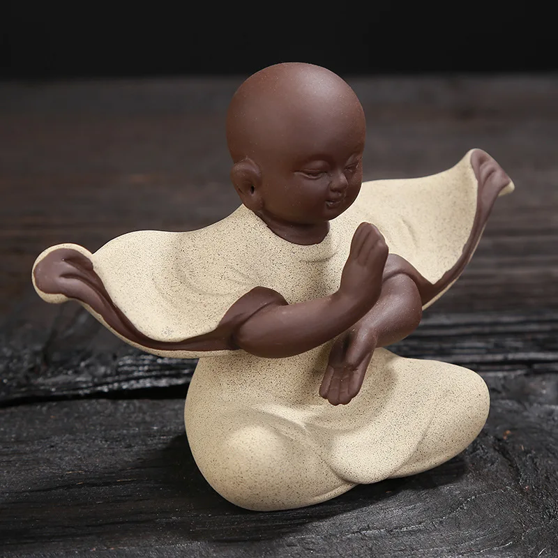 Китайский фарфор Керамическая маленькая фигурка монаха ручной работы