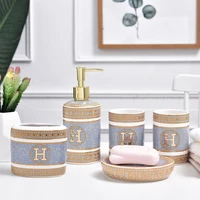 Luxury Golden Ceramics Bathroom Accessory Set Porcelain Soap Dispenser Couple Wash Suit Pump Bottle Tooth Frame Holder Mouth Cup