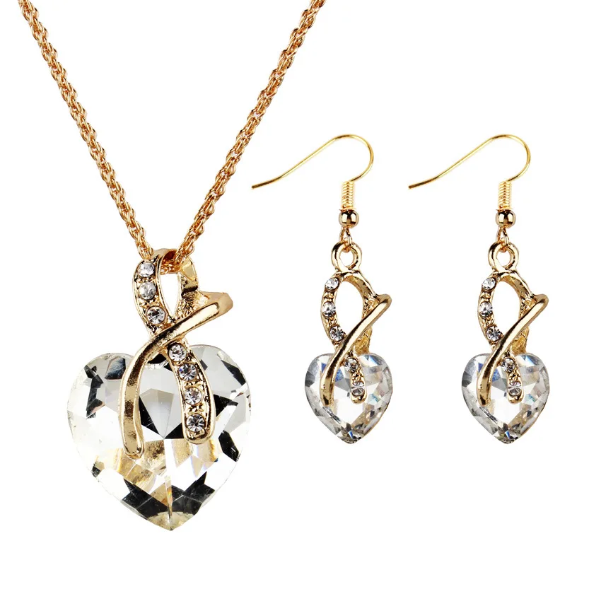 Набор ювелирных изделий ожерелье и серьги с кристаллами в виде сердца из горного