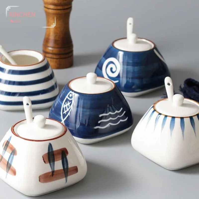 

Japanese Blue and White Porcelain Sugar Bowl Home Kitchen Ceramic Spice Bottle Salt Pot Condiment Seasoning Jars with Spoon
