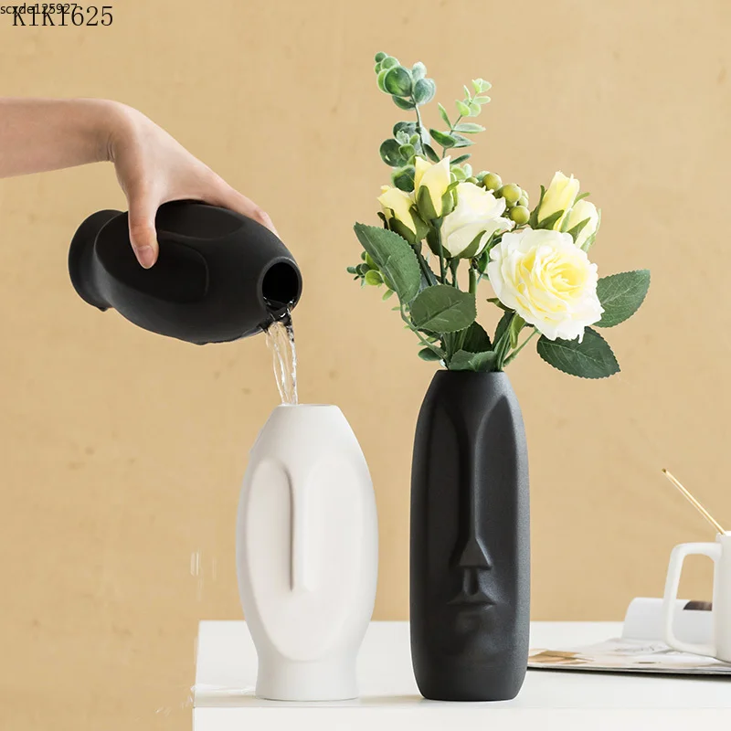 

European Black and White Human Face Ceramic Vase Abstract Figure Head Flower Vase Flower Arrangement Container Home Decoration