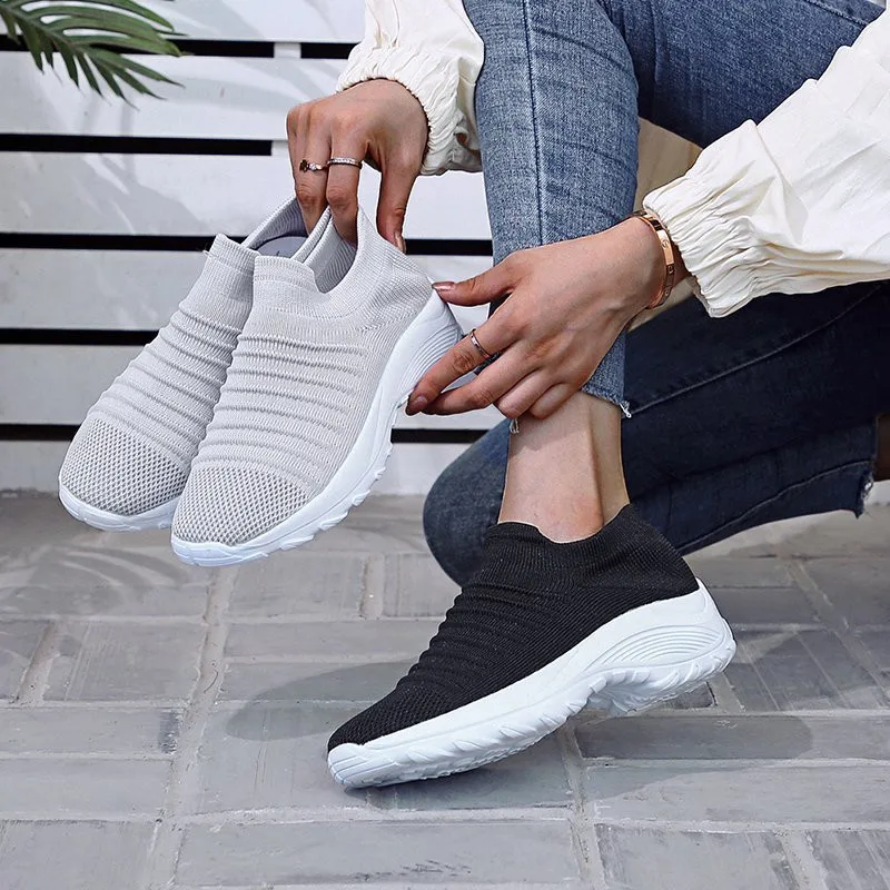 

2021 New Women Summer Pump Medium High Heels To Increase Breathable Mesh Wedges Shoes Shoes Female Snikers For Womwn
