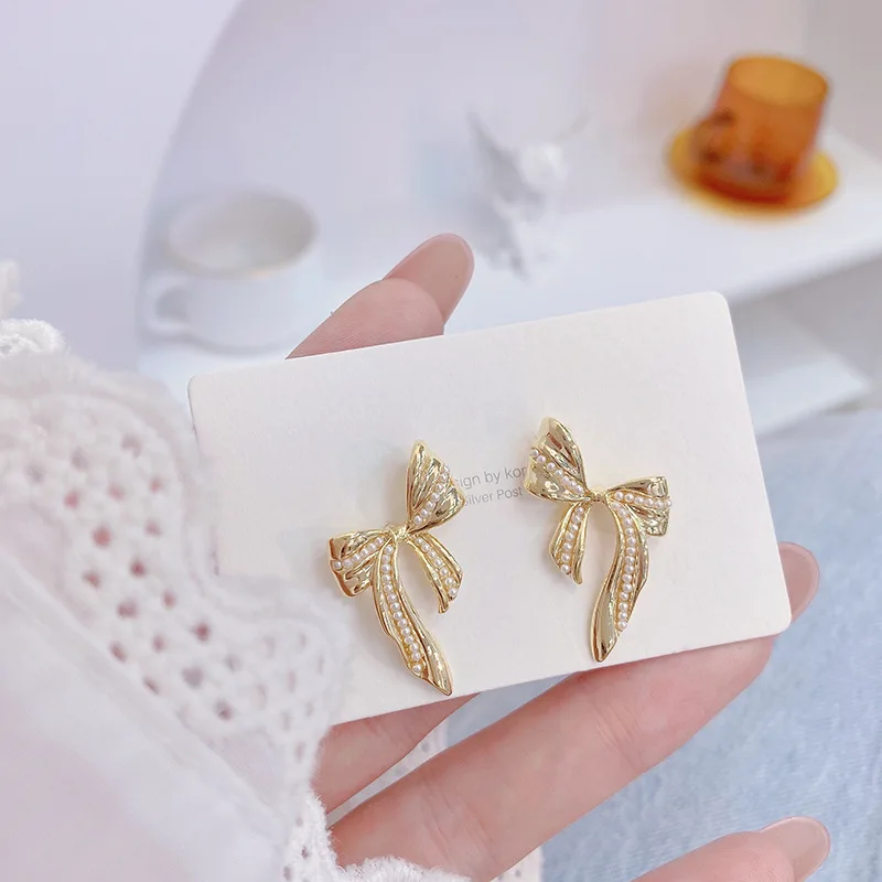 

Elegant Celebrity 18k Gold Inlaid Bow Pearl Earrings For Woman Jewelry 2021 New Luxury Wedding Party Girl's Unusual Earings