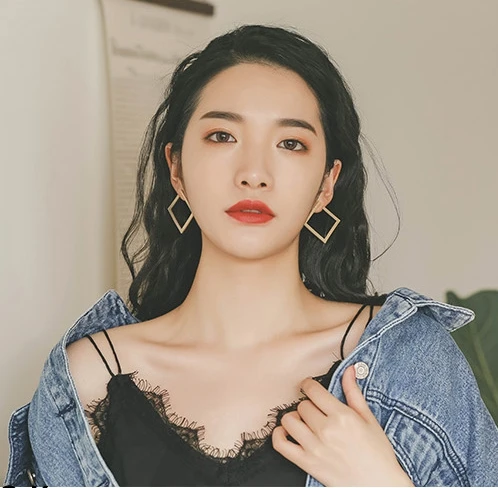 Женские серьги с геометрическим узором большие металлические в ретро-стиле