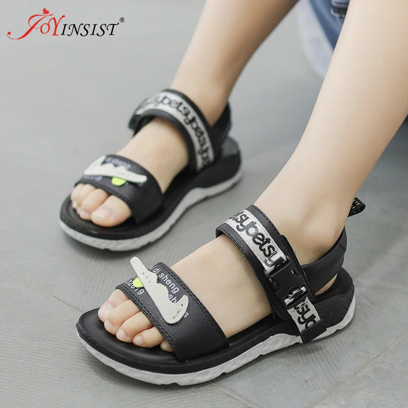 Детская обувь с закрытым носком из искусственной кожи нескользящая