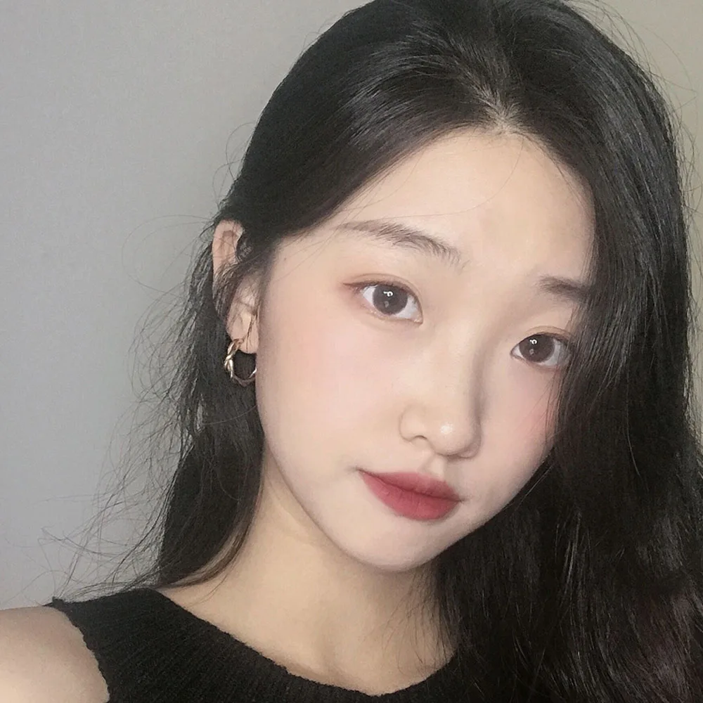 

Hip Hop Rock Ear ring Creative Twist Stud earrings Hipster Street Snap Earrings Women Jewelry Gifts