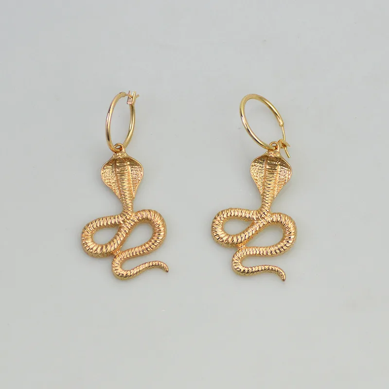 

New snake necklace pendant necklaces for women punk cold wind large snake pendant necklace fashion cool girl jewelr