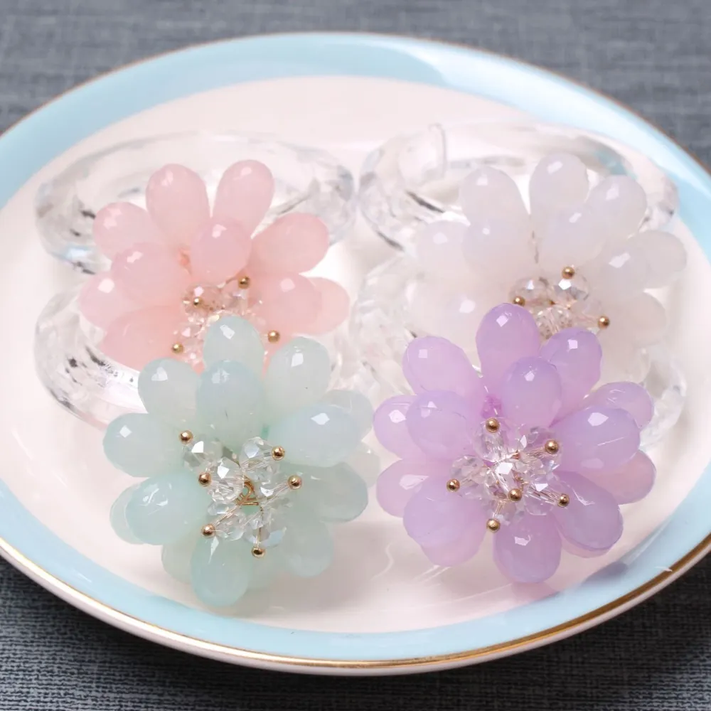 

20PCS/Crystal woven exquisite flower napkin ring desktop decoration for family gathering, reception, wedding banquet etiquette