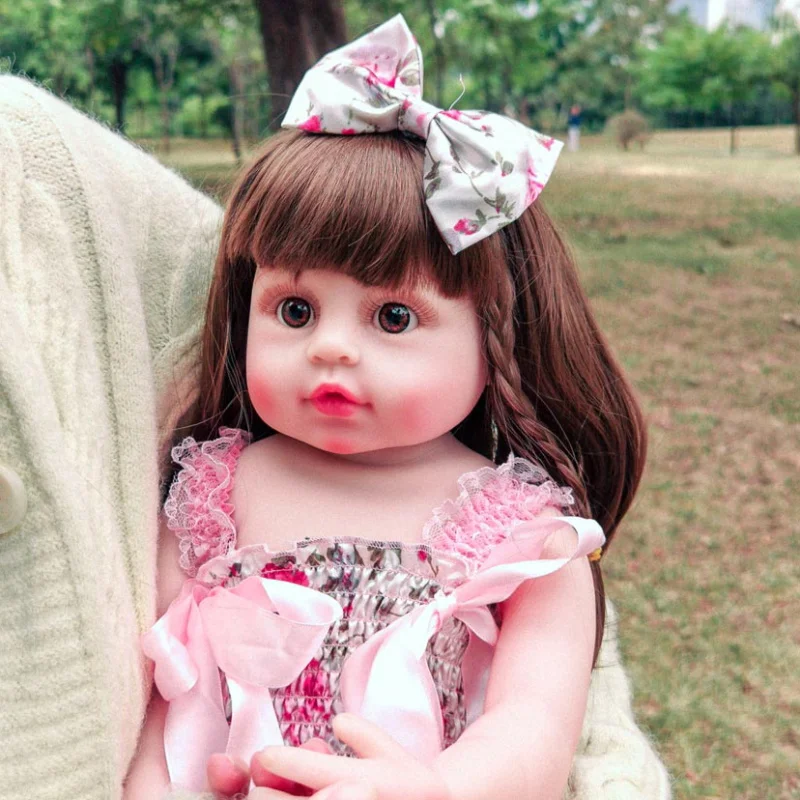 

Reality 22Inch About 56cm Bebe Reborn Entire Silicone Doll Full Silicone Baby Bath Toys With Summer Clothes Realistic Alive Bebe