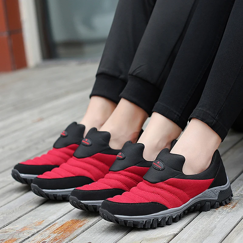 

2020 New Spring Autumn Loafers Couples Outdoor Sneakers Comfortable Casual Shoes Slip On Rubber Male Walking Shoes Men's Shoes