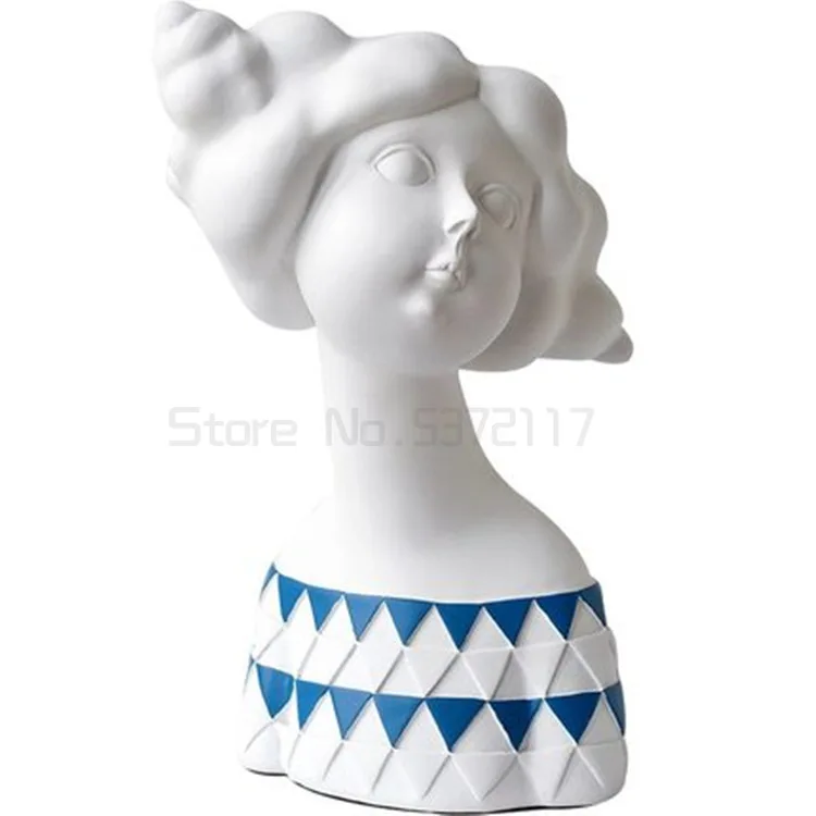 

European-style Luxury Girl Sculpture Crafts Ornaments Simple Living Room Bedroom Desktop Display Home Decorations Birthday Gifts